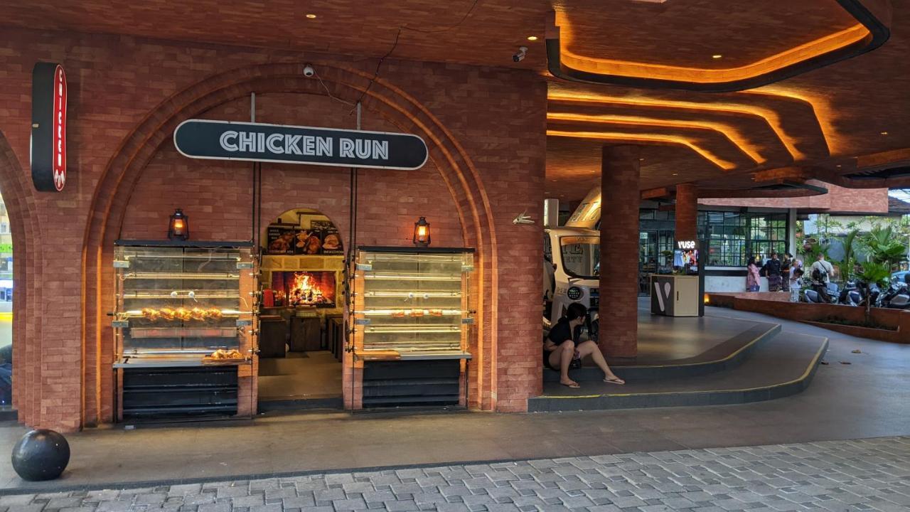 Bagus - Near & Trendy Shops, Restaurants, Cafes